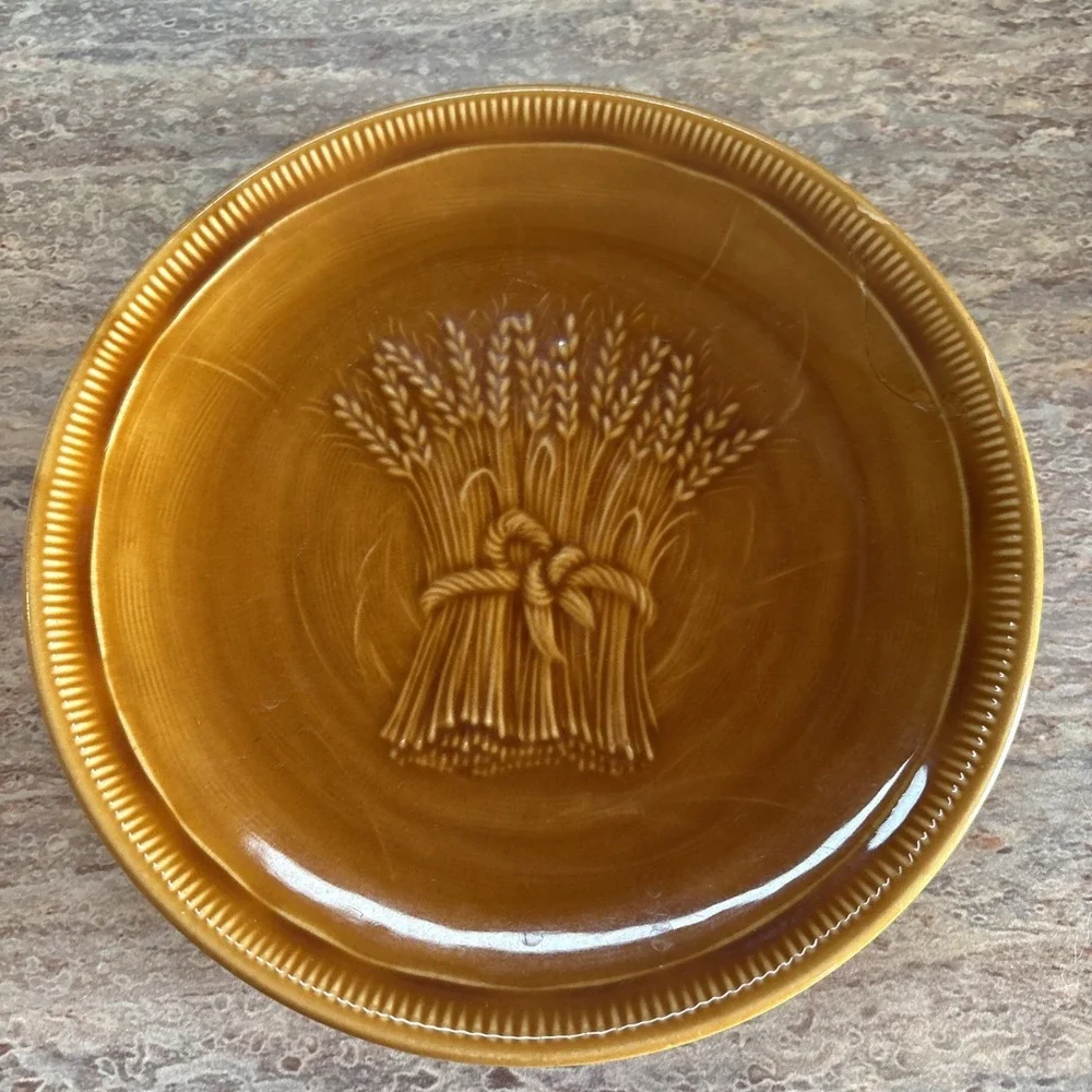 Vintage Franciscan Pottery Wheat Harvest Golden Brown 6.25